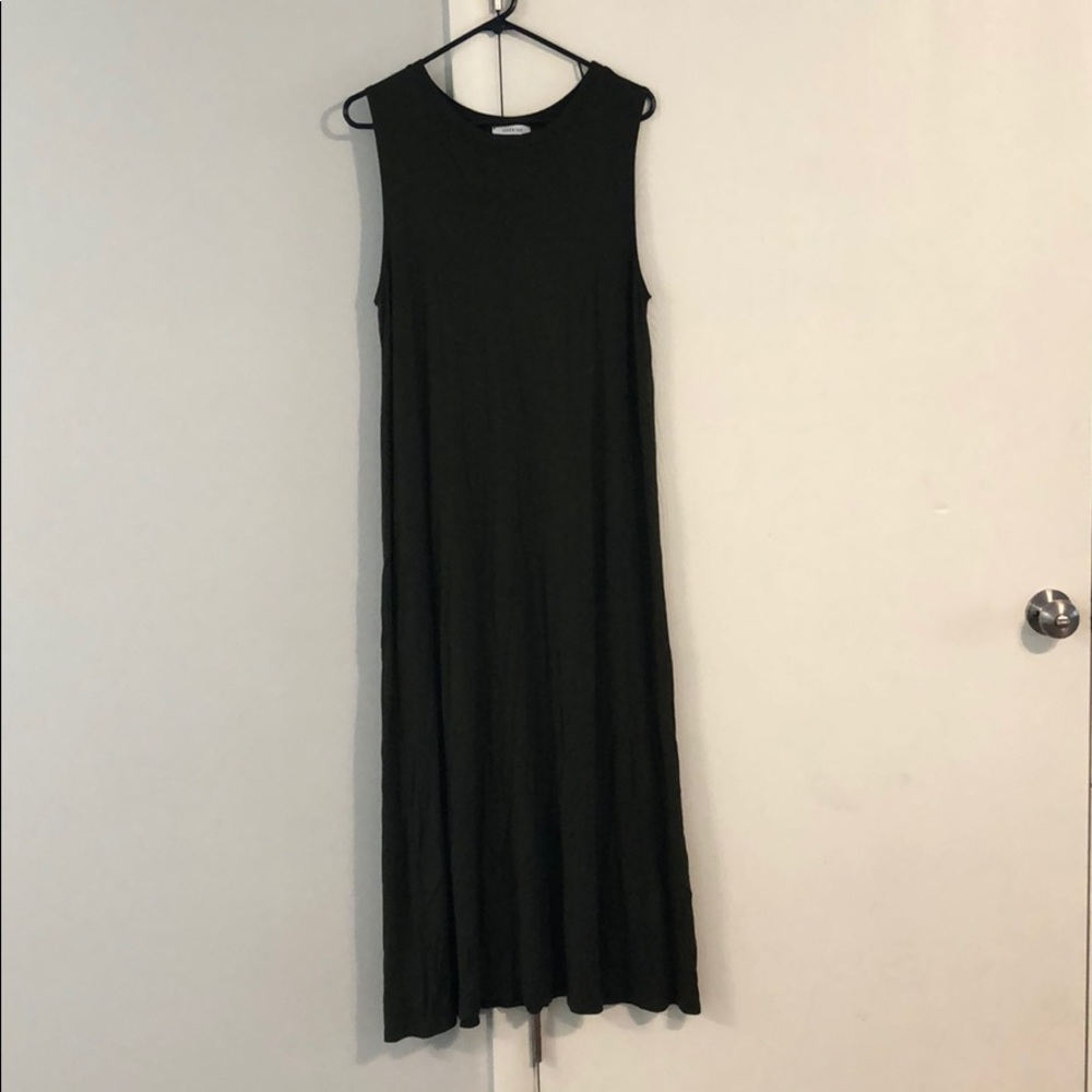 Sleeveless lightweight Dress